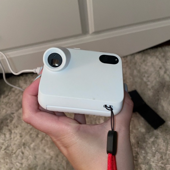 Polaroid camera - Picture 3 of 5